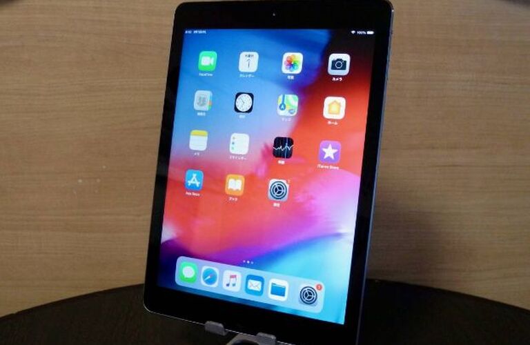 iPadairのガラスとバッテリー同時交換15000円～